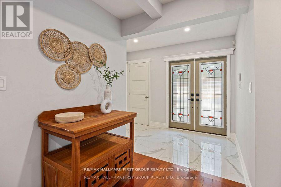 Property at 1838 APPLEVIEW ROAD image 4