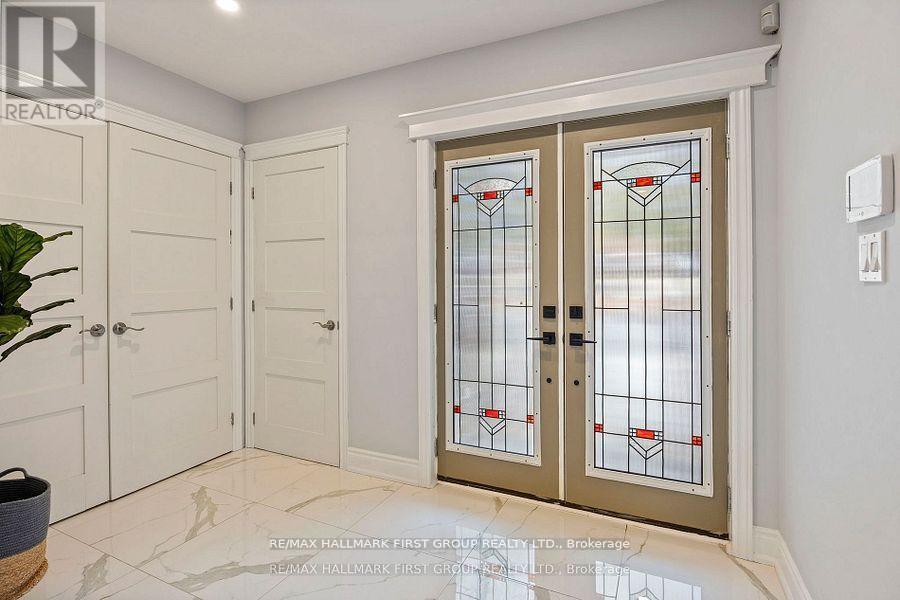 Property at 1838 APPLEVIEW ROAD image 5