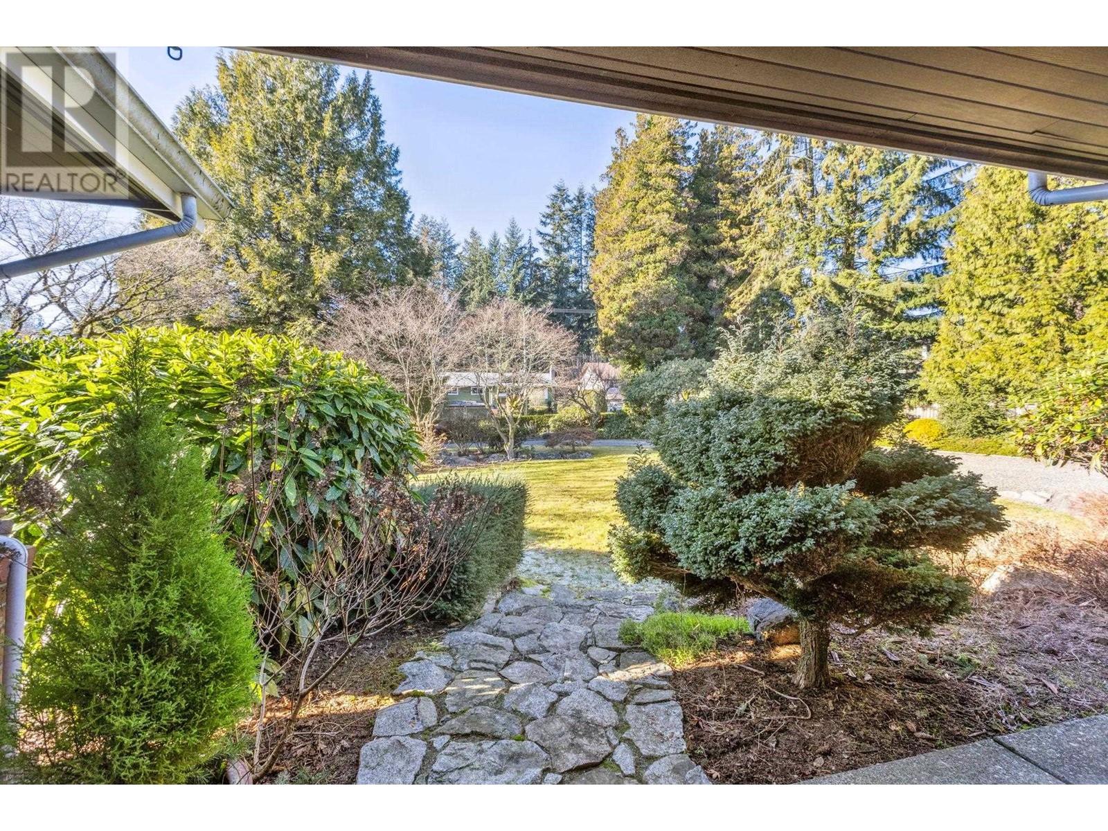 1488 Berkley Road, North Vancouver, British Columbia  V7H 1Y7 - Photo 12 - R2963278