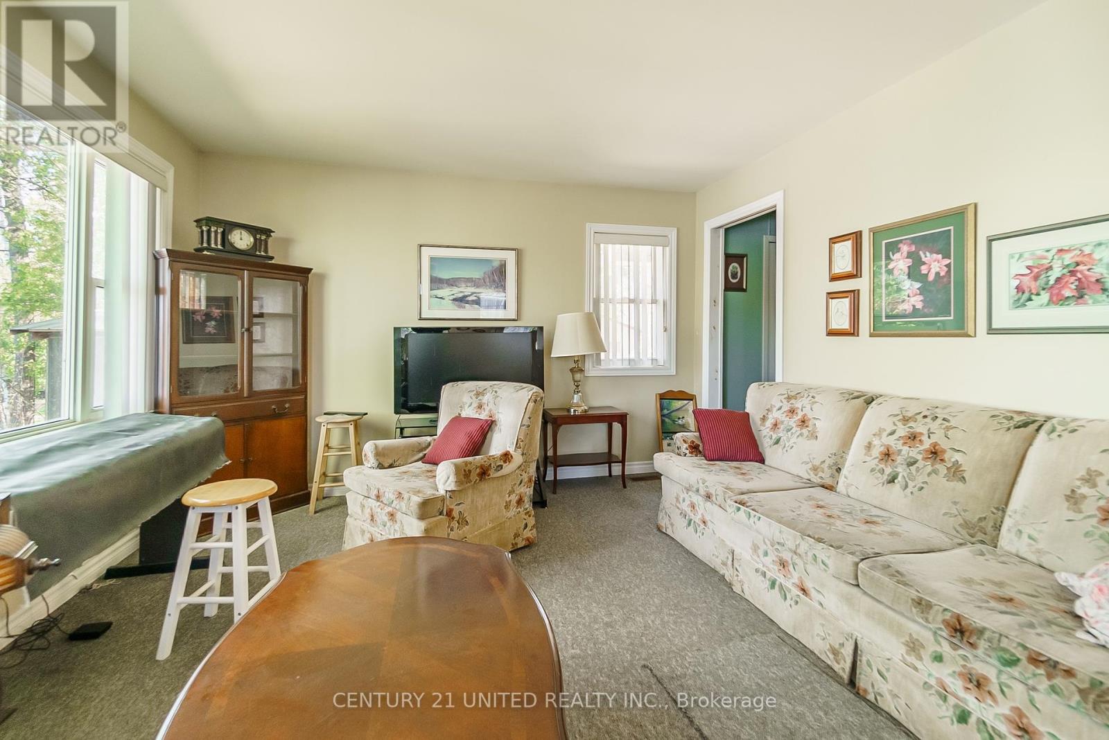 86 Woodland Trail, Trent Lakes, Ontario  K0L 1J0 - Photo 10 - X12045445