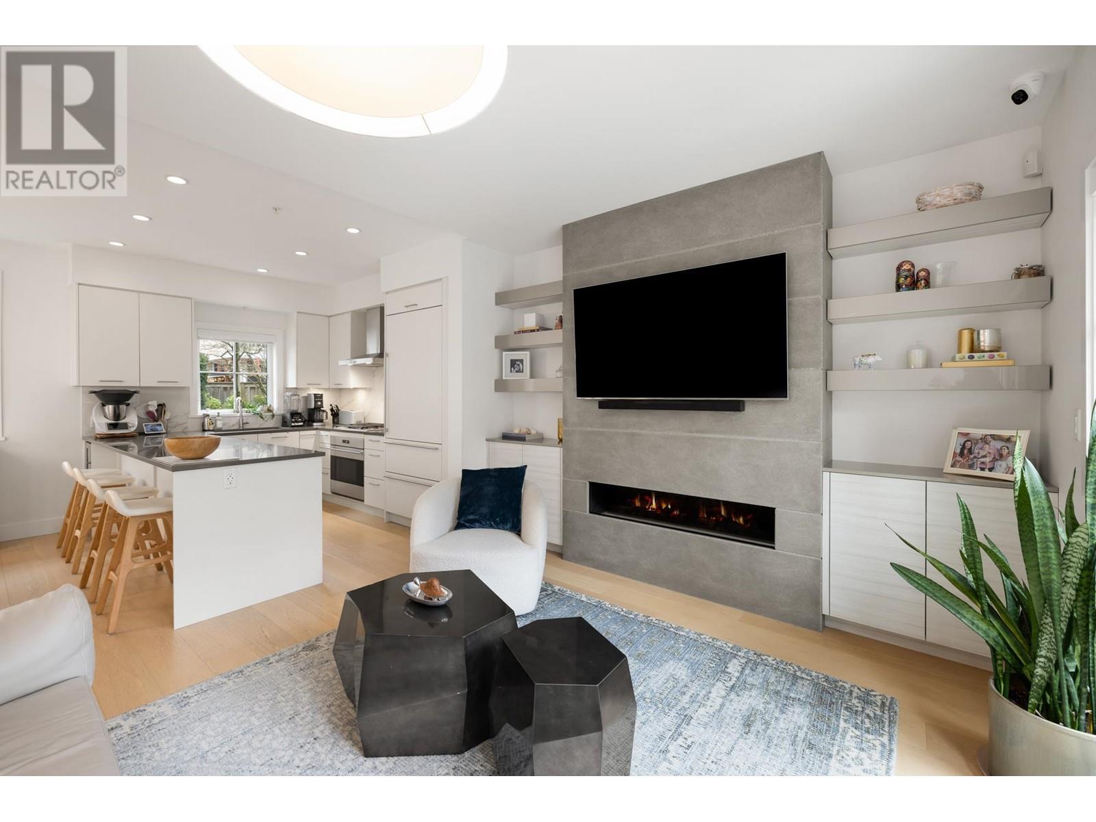 15 1133 Ridgewood Drive, North Vancouver, British Columbia  V7R 0A5 - Photo 10 - R2982716