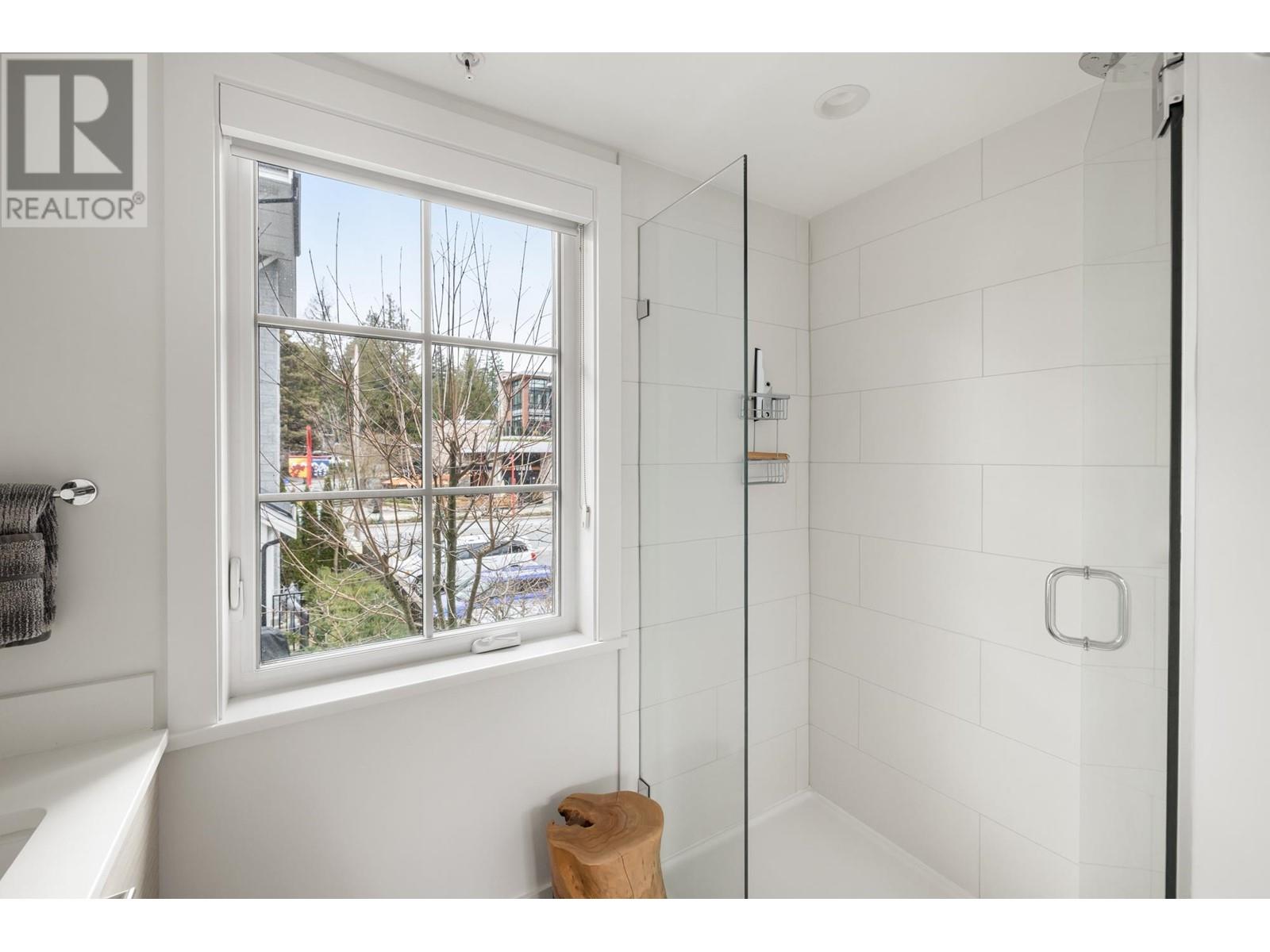 15 1133 Ridgewood Drive, North Vancouver, British Columbia  V7R 0A5 - Photo 26 - R2982716