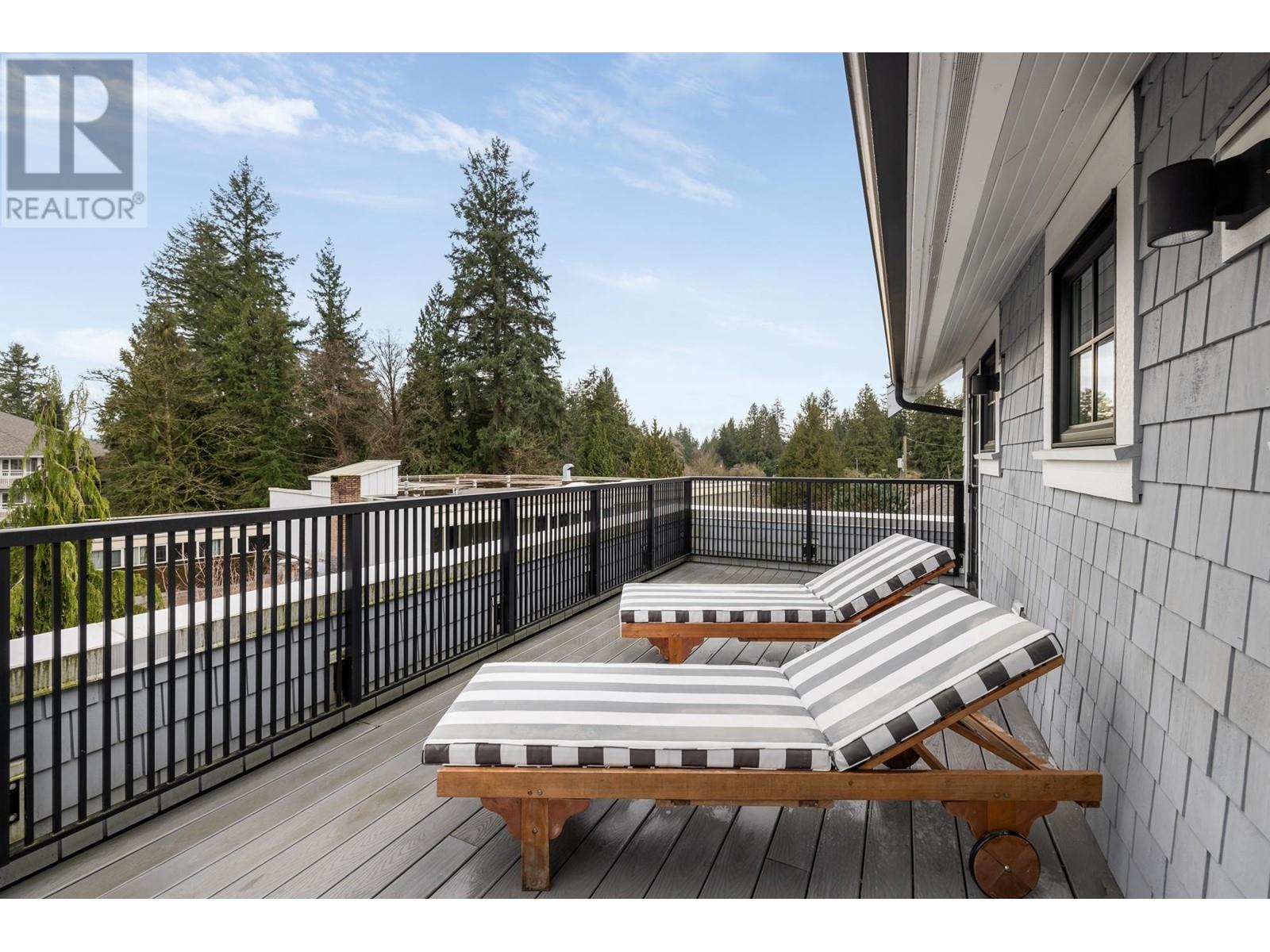 15 1133 Ridgewood Drive, North Vancouver, British Columbia  V7R 0A5 - Photo 37 - R2982716