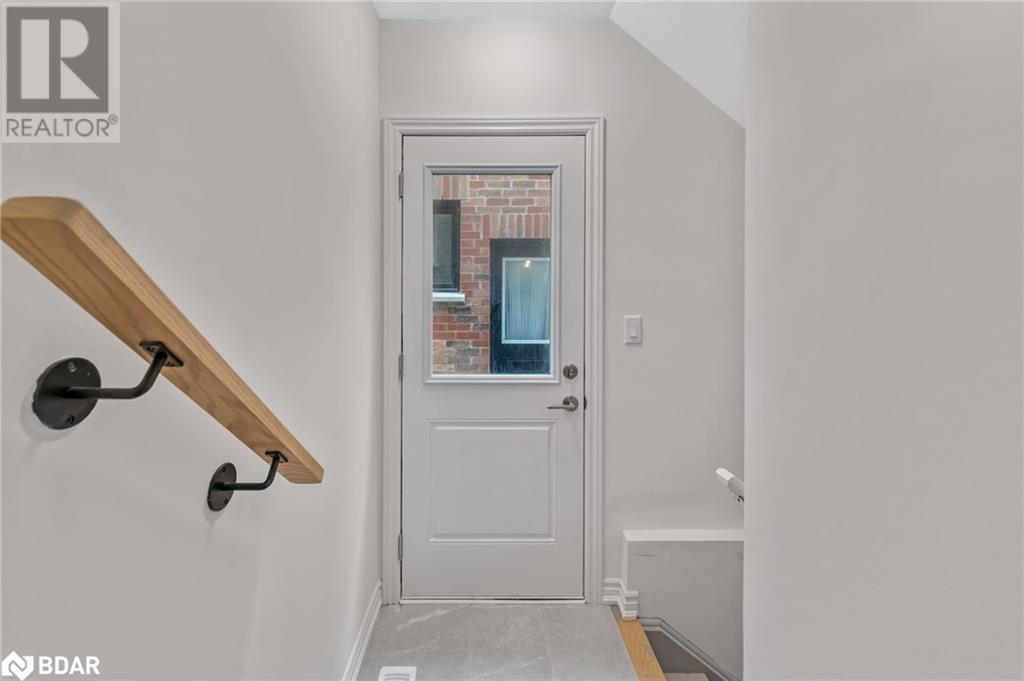 22 Greer Street, Barrie, Ontario  L9S 2Z5 - Photo 9 - 40710772