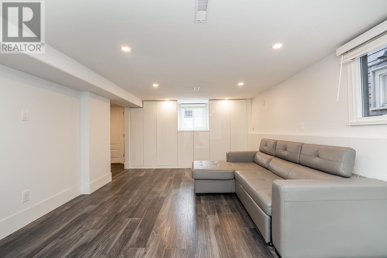 Listing Picture 25 of 40 : 948 W 22ND AVENUE, Vancouver / 溫哥華 - 魯藝地產 Yvonne Lu Group - MLS Medallion Club Member