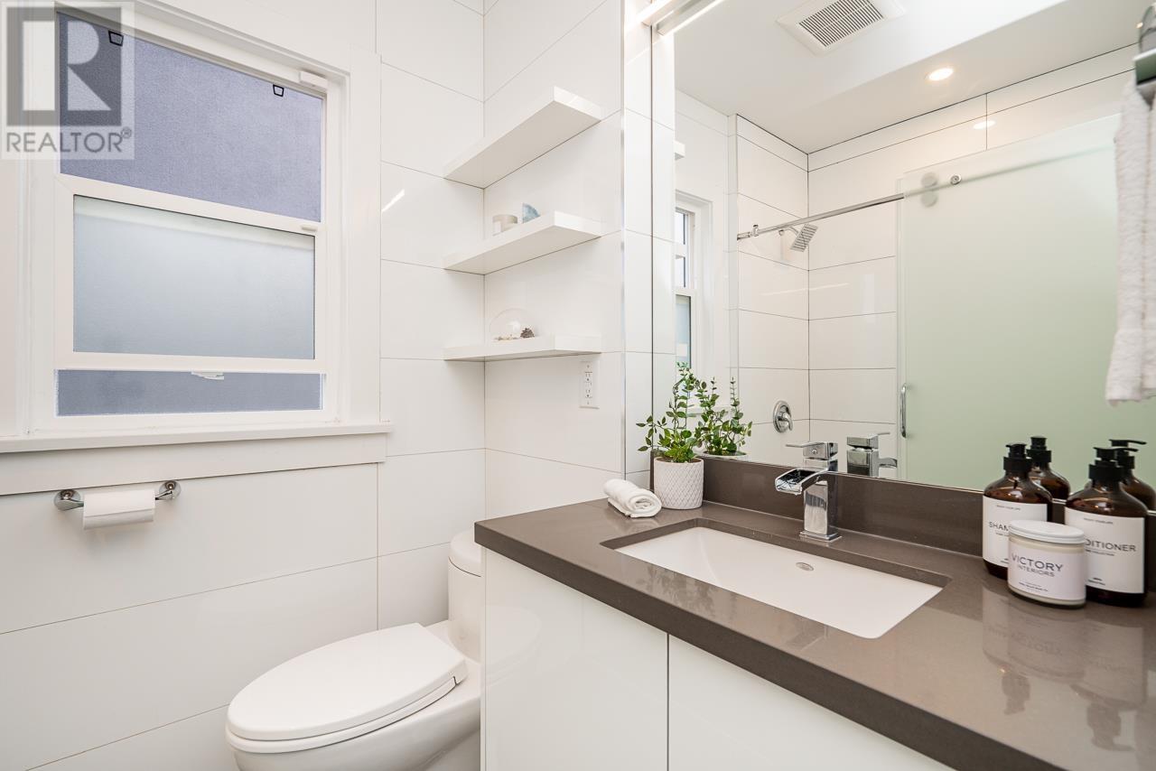 Listing Picture 17 of 40 : 948 W 22ND AVENUE, Vancouver / 溫哥華 - 魯藝地產 Yvonne Lu Group - MLS Medallion Club Member