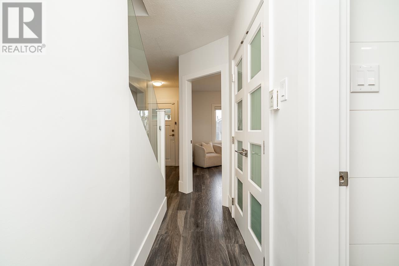 Listing Picture 14 of 40 : 948 W 22ND AVENUE, Vancouver / 溫哥華 - 魯藝地產 Yvonne Lu Group - MLS Medallion Club Member