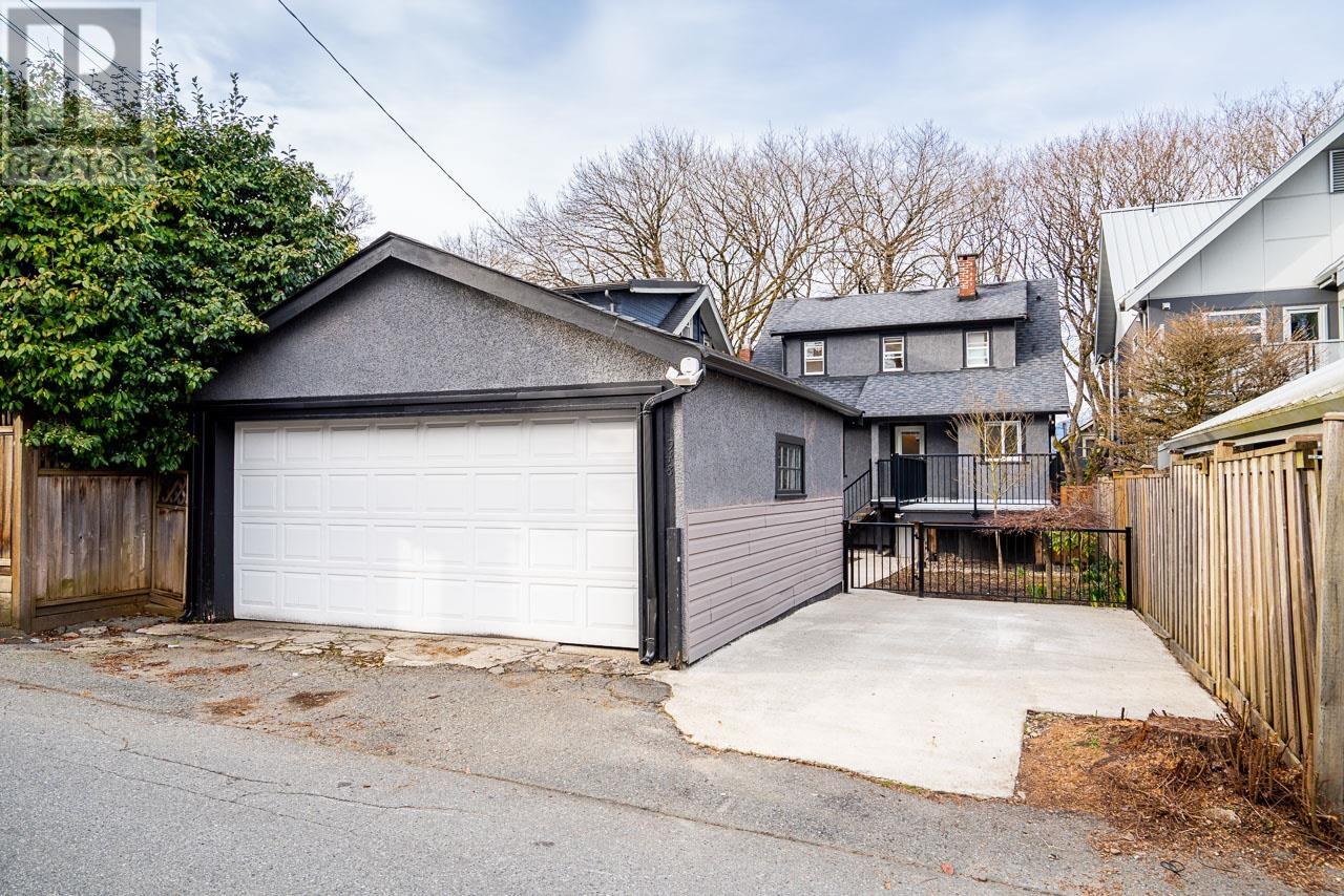 Listing Picture 36 of 40 : 948 W 22ND AVENUE, Vancouver / 溫哥華 - 魯藝地產 Yvonne Lu Group - MLS Medallion Club Member