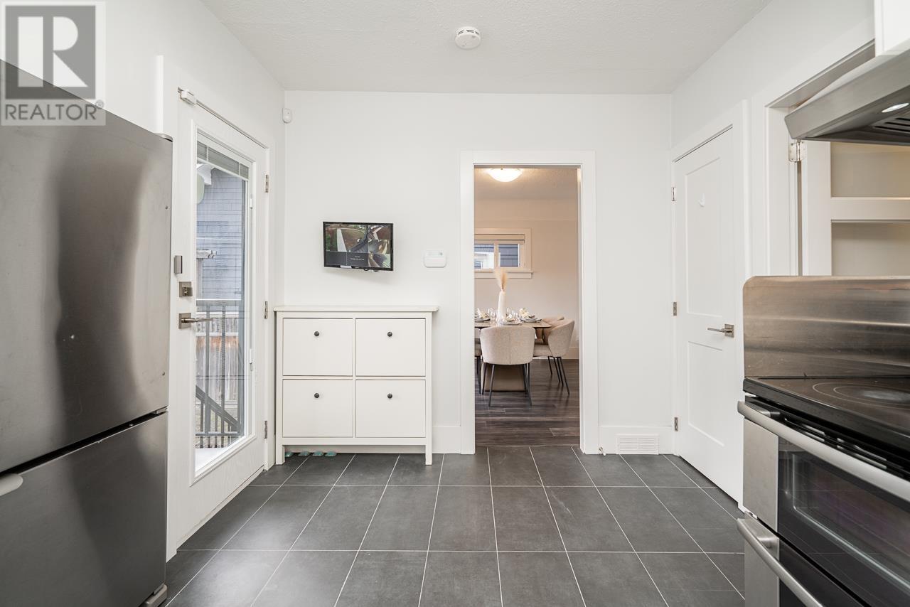 Listing Picture 9 of 40 : 948 W 22ND AVENUE, Vancouver / 溫哥華 - 魯藝地產 Yvonne Lu Group - MLS Medallion Club Member