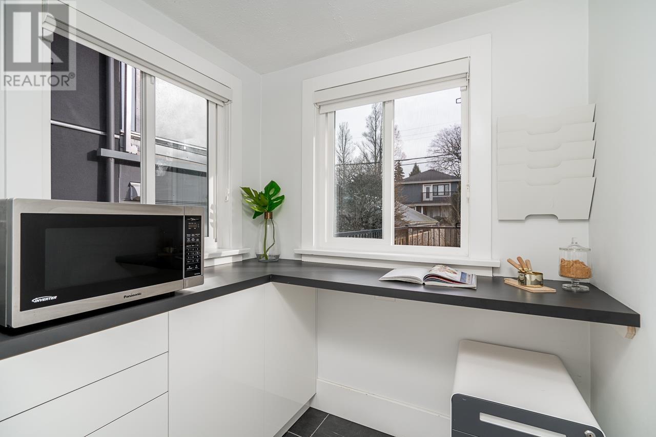 Listing Picture 12 of 40 : 948 W 22ND AVENUE, Vancouver / 溫哥華 - 魯藝地產 Yvonne Lu Group - MLS Medallion Club Member