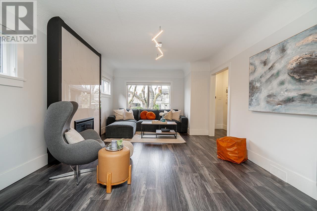 Property at 948 W 22ND AVENUE image 3