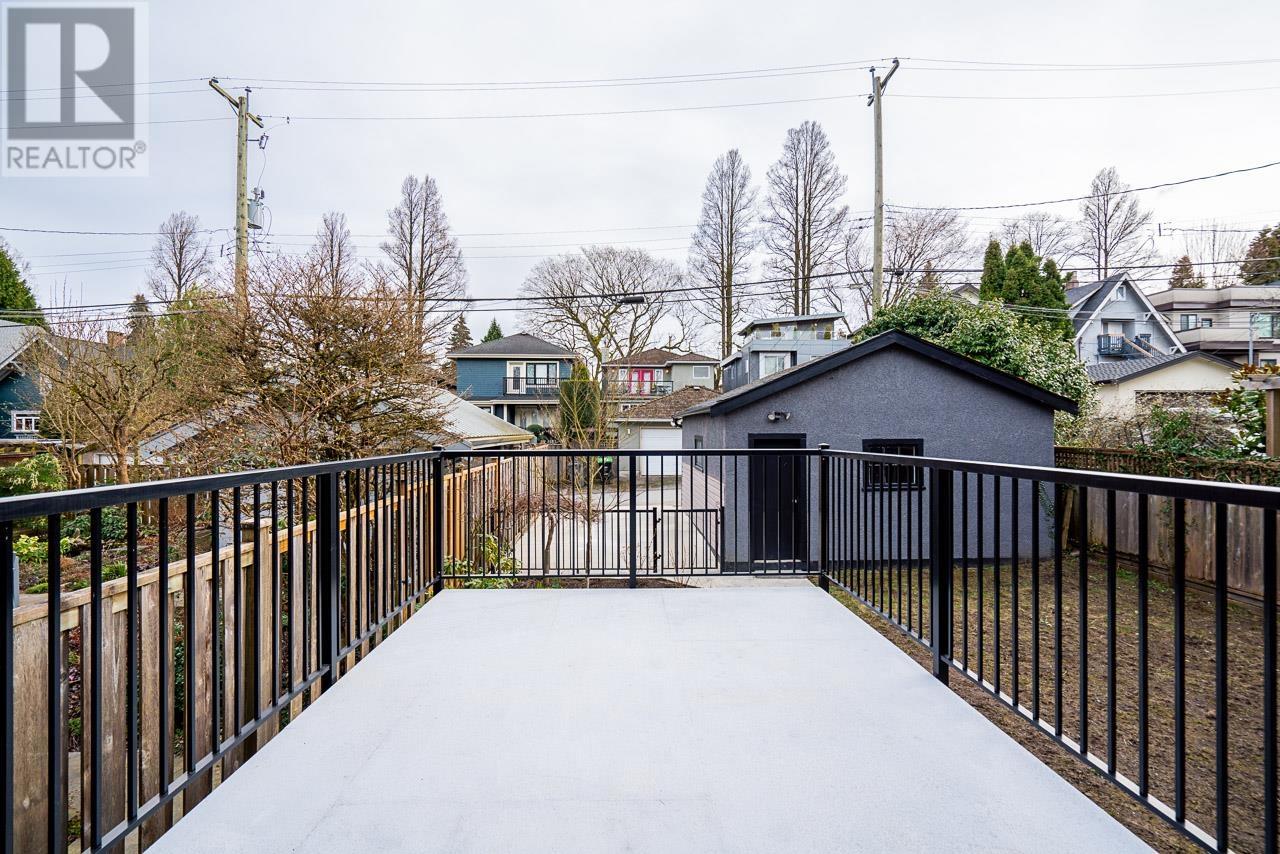 Listing Picture 31 of 40 : 948 W 22ND AVENUE, Vancouver / 溫哥華 - 魯藝地產 Yvonne Lu Group - MLS Medallion Club Member