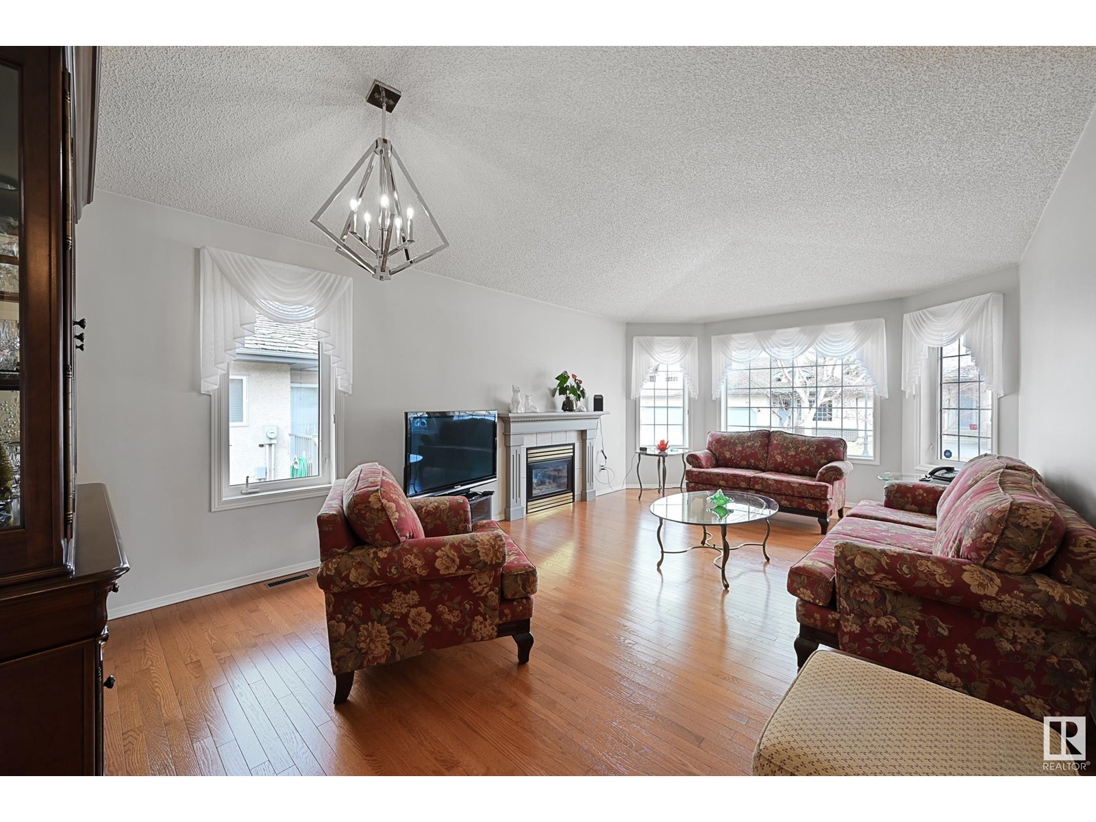 Property at #128 215 BLACKBURN DR E SW image 3