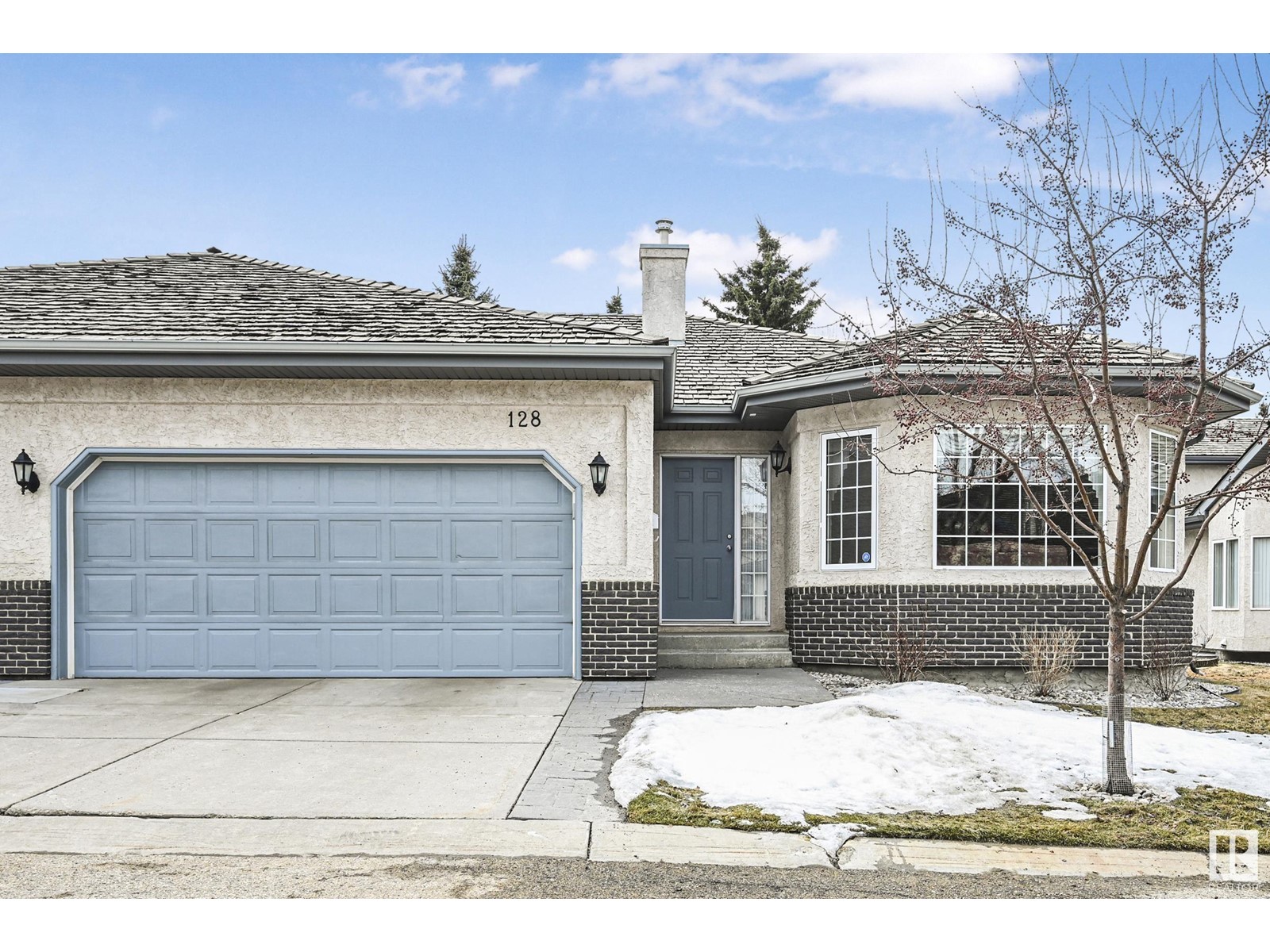 Property at #128 215 BLACKBURN DR E SW image 1