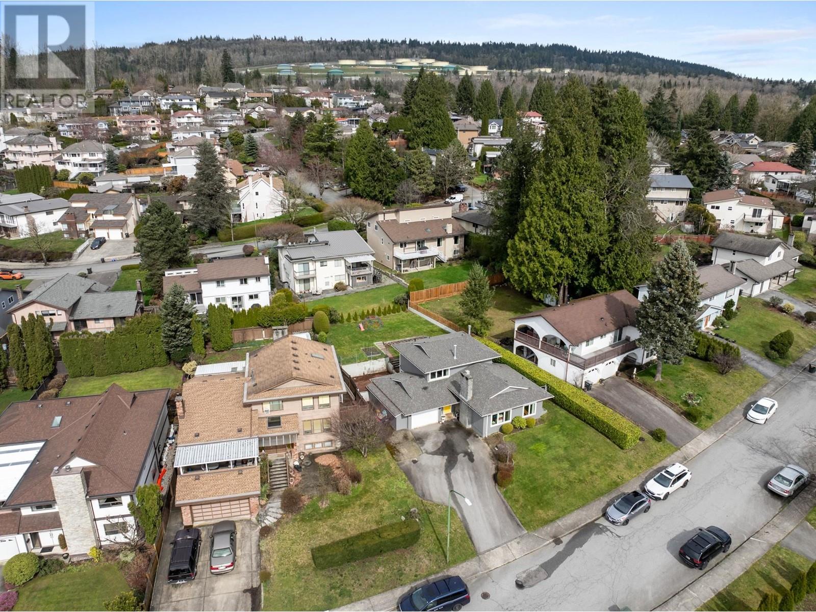 7515 Lawrence Drive, Burnaby, British Columbia  V5A 3L9 - Photo 30 - R2982397