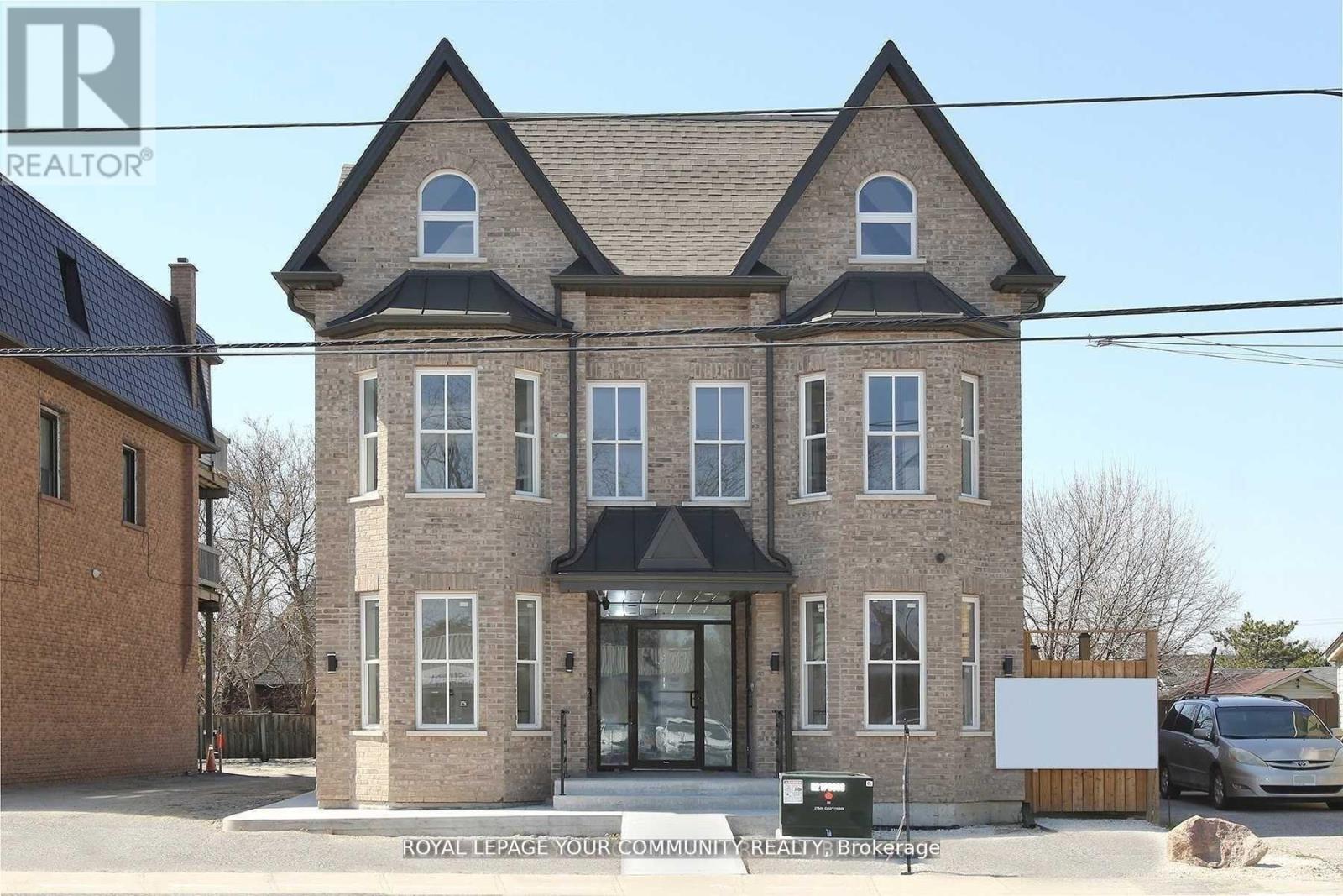 Property at 352 MAIN ST N STREET image 1