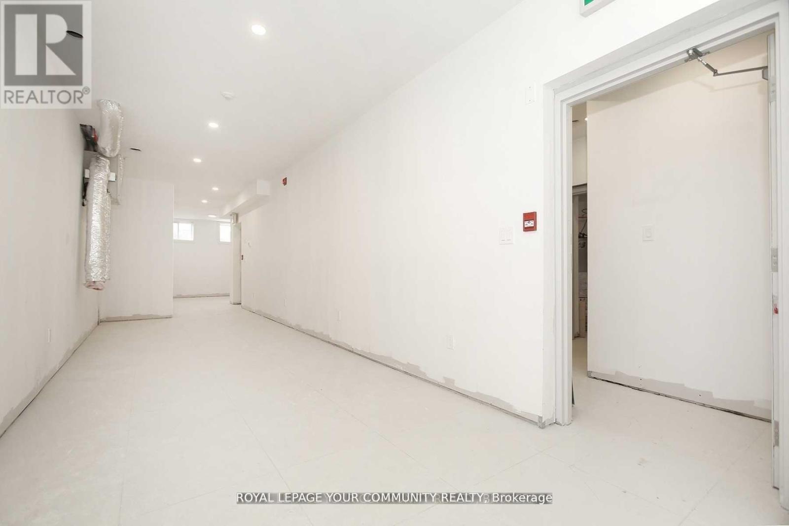 352 Main St N Street, Markham, Ontario  L3P 1Z1 - Photo 26 - N12045386