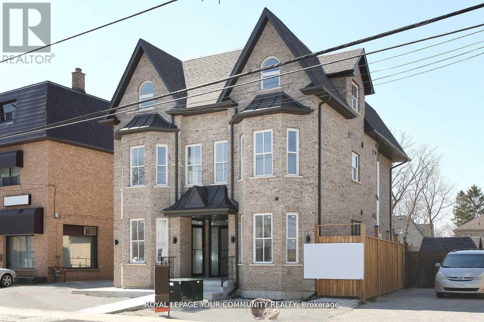 Property at 352 MAIN ST N STREET image 3