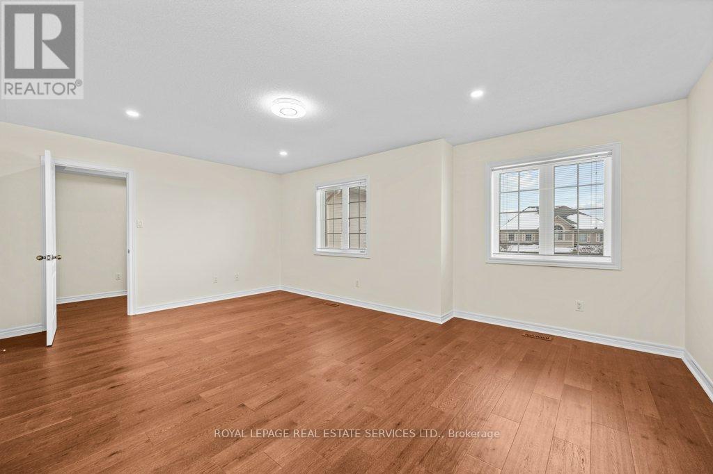 1387 Ferncrest Road, Oakville, Ontario  L6H 7W2 - Photo 19 - W12045450