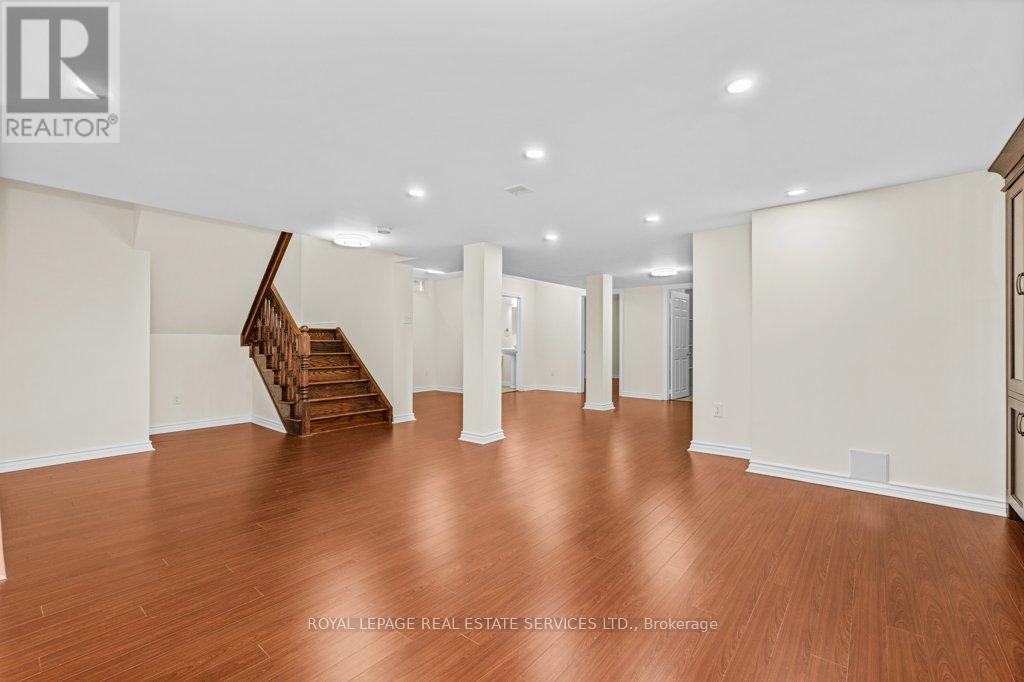 1387 Ferncrest Road, Oakville, Ontario  L6H 7W2 - Photo 26 - W12045450