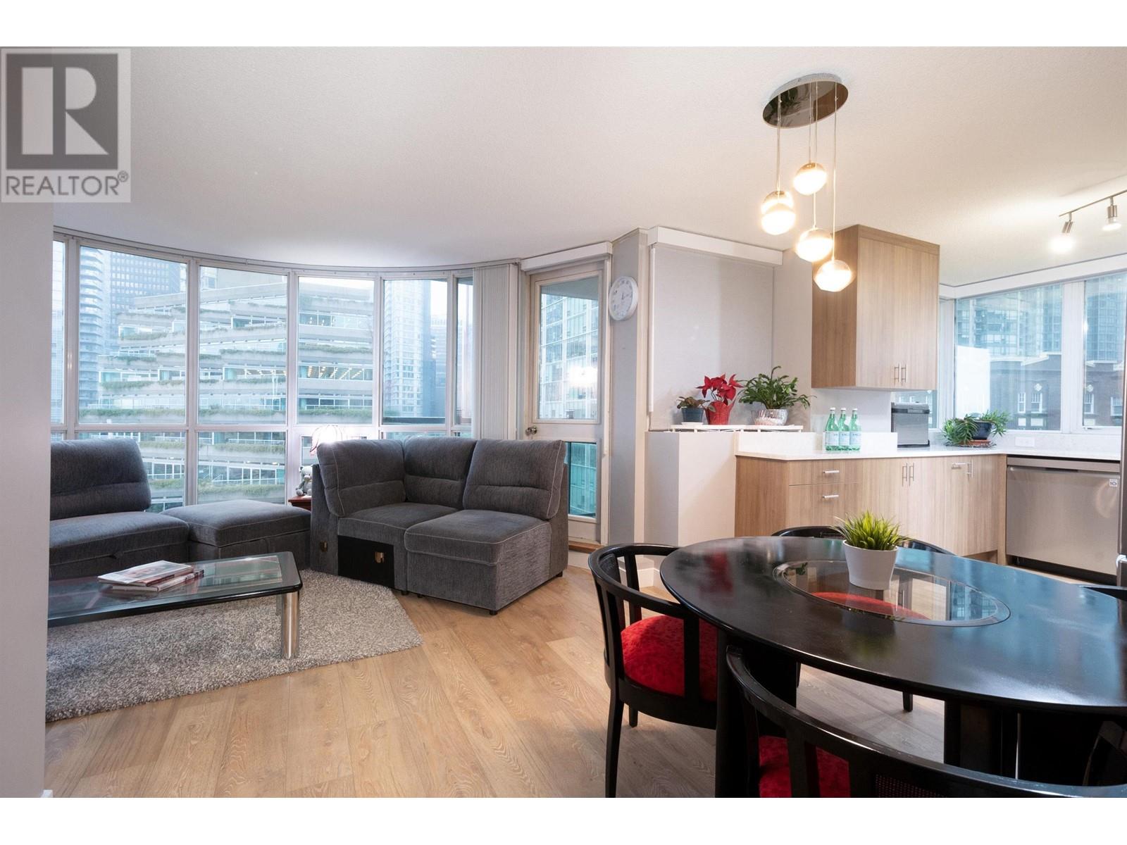 Property at 806 555 JERVIS STREET image 3