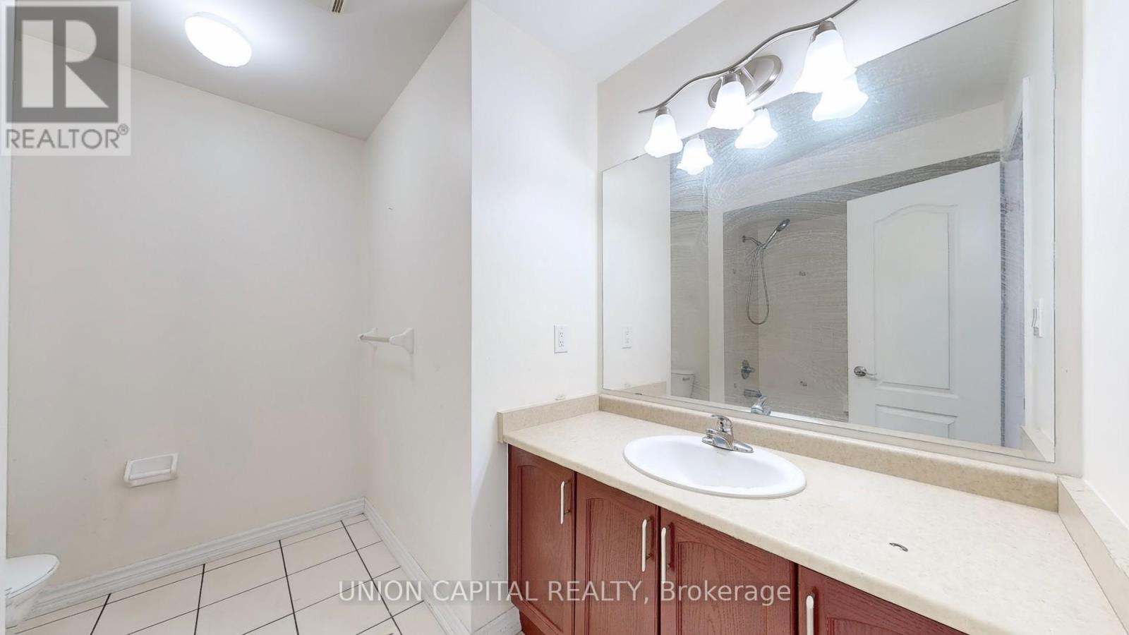 120 Elliottglen Drive, Ajax, Ontario  L1Z 0G9 - Photo 22 - E12042171