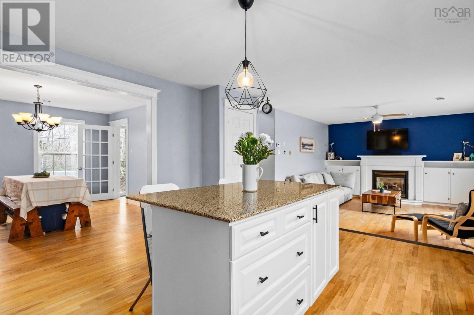 51 Sussex Drive, Stillwater Lake, Nova Scotia  B3Z 1N4 - Photo 13 - 202505989