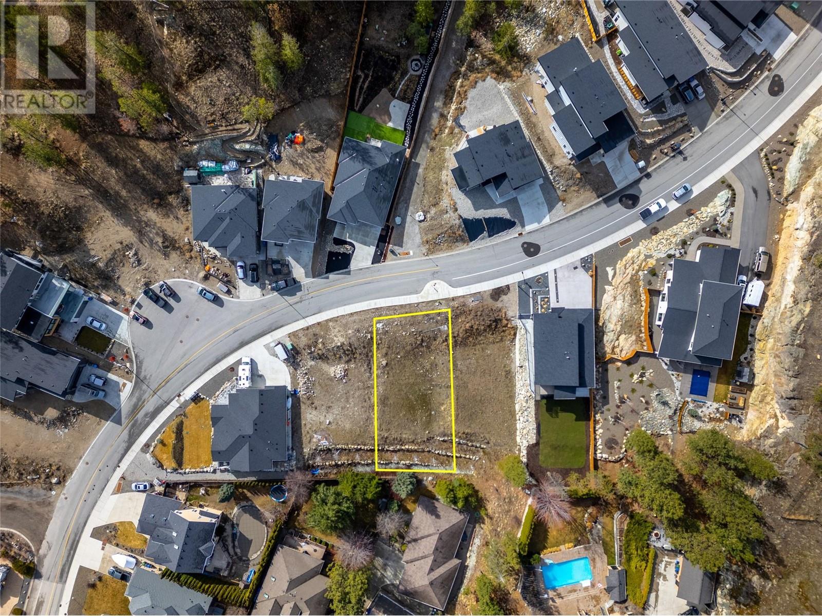 Property at 3255 Evergreen Drive image 2