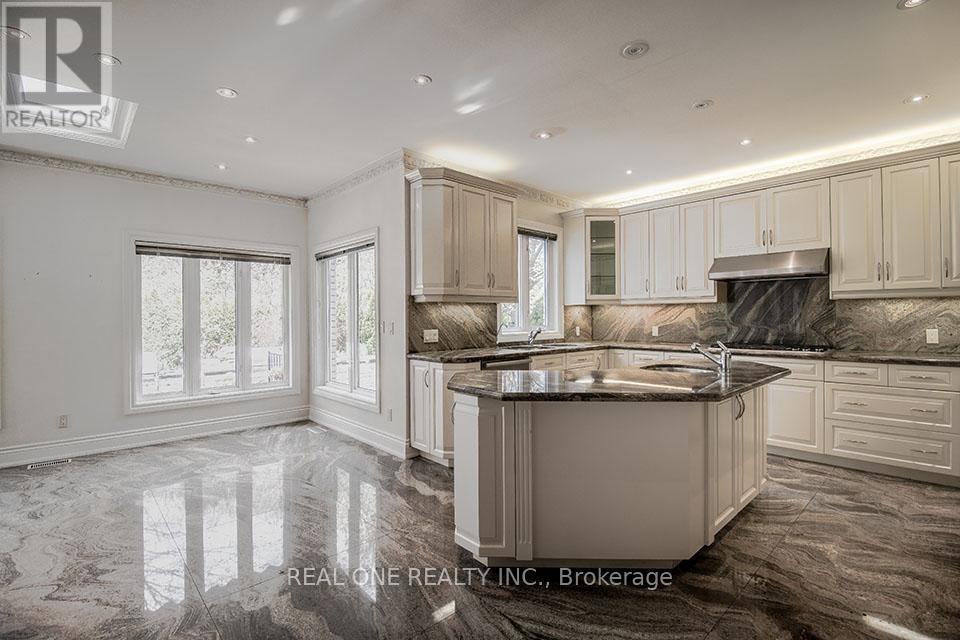 50 Yorkminster Road, Toronto, Ontario  M2P 1M3 - Photo 9 - C12045457