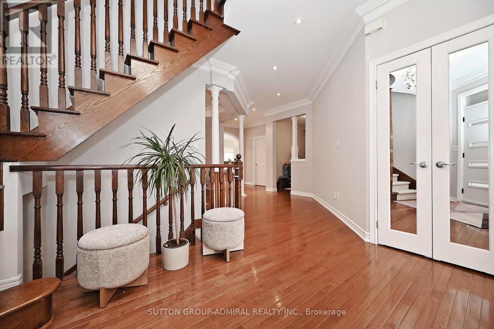 Property at 32 SEABREEZE AVENUE image 2