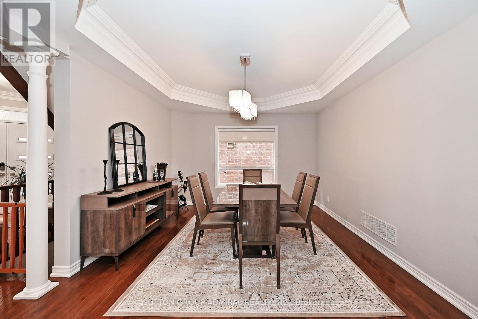Property at 32 SEABREEZE AVENUE image 4
