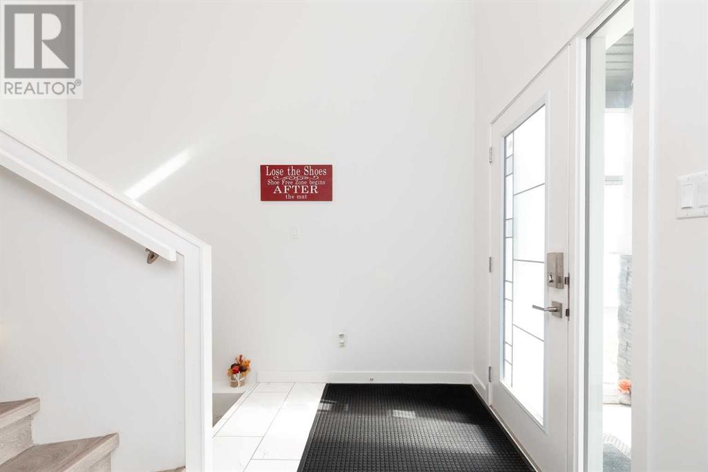 Property at 39 Montrose Way W image 3