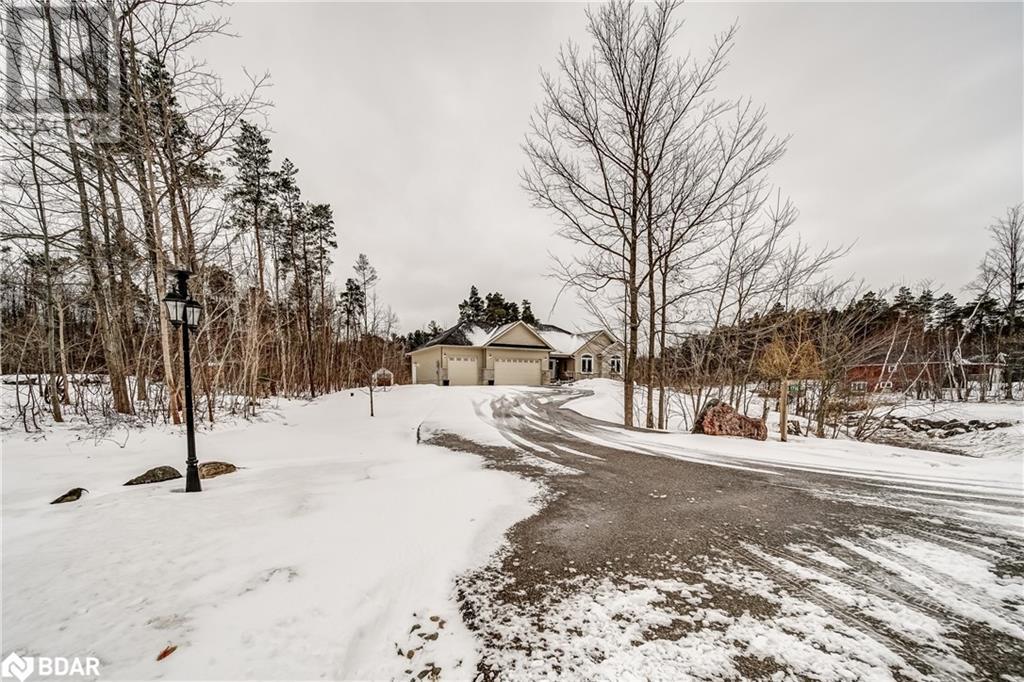 1716 Georgian Heights Boulevard Boulevard, Waubaushene, Ontario  L0K 2C0 - Photo 3 - 40706037