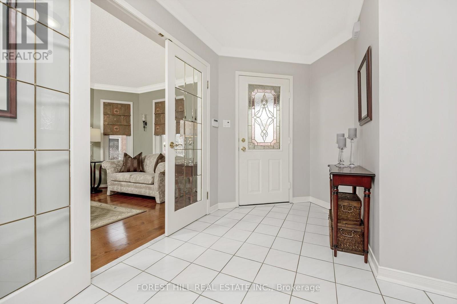 Property at 85 HUTTON CRESCENT image 4