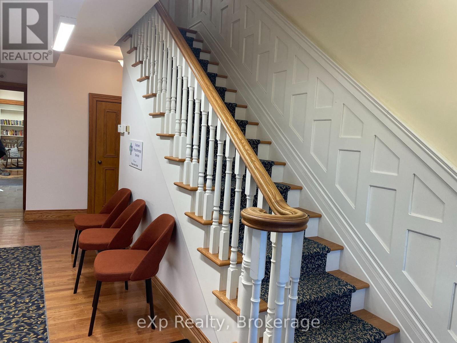 15 Mcnab Street, Brockton, Ontario  N0G 2V0 - Photo 6 - X11870418