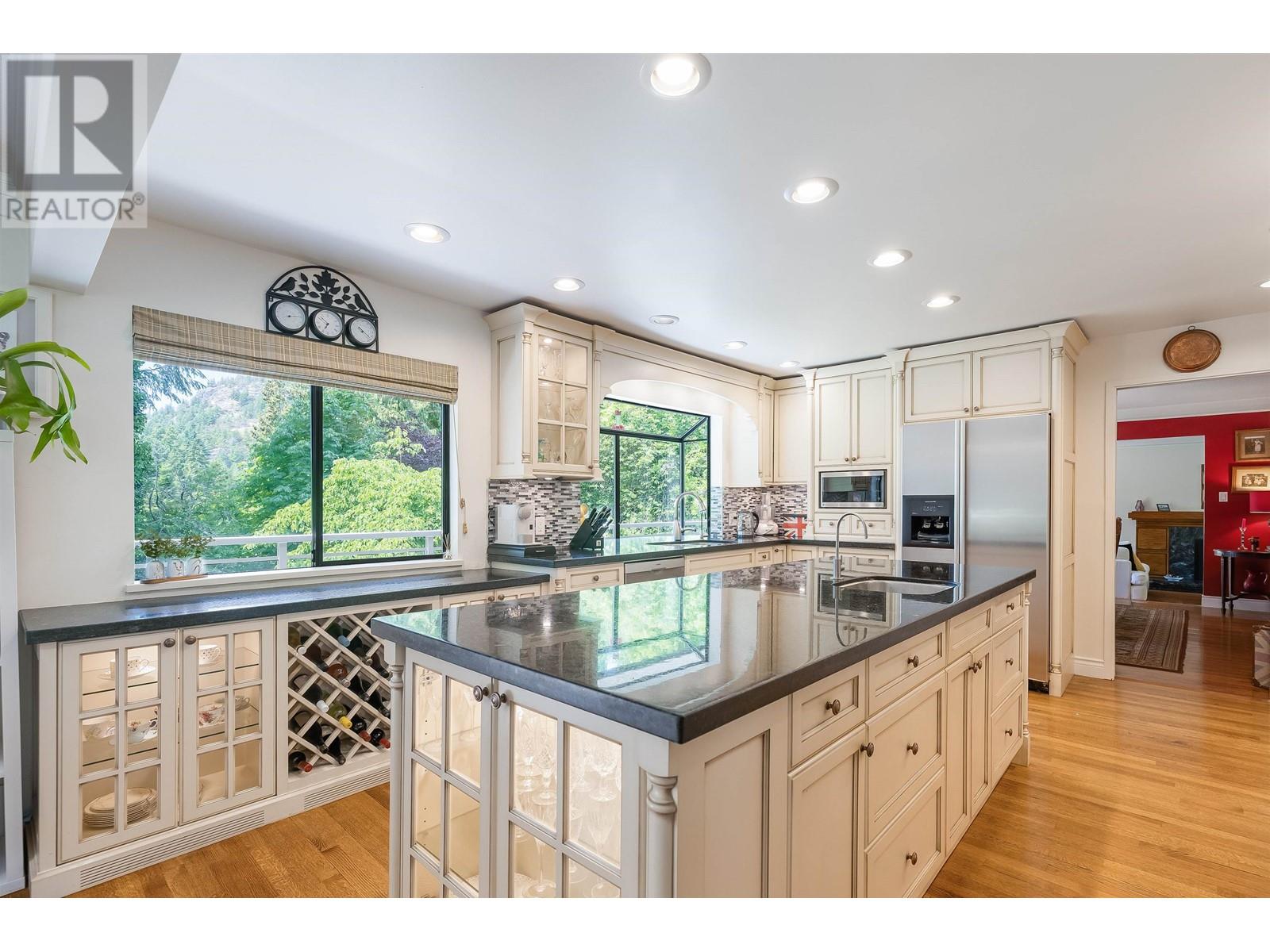 Property at 5704 WESTPORT ROAD image 4