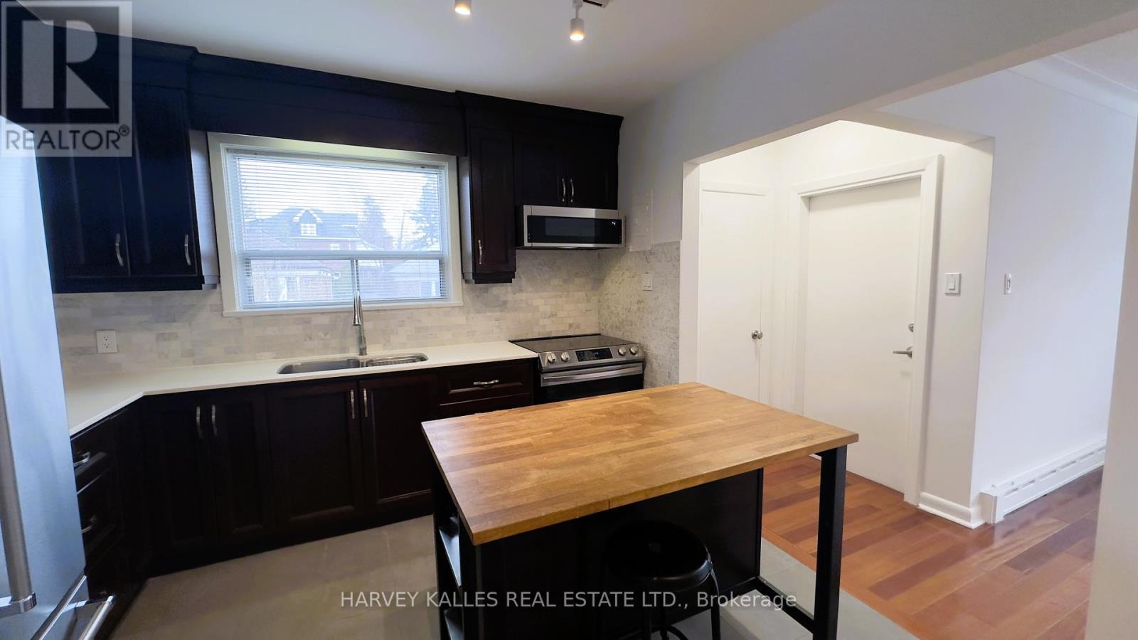 2 - 267 Indian Grove, Toronto, Ontario  M6P 2H6 - Photo 22 - W12045600