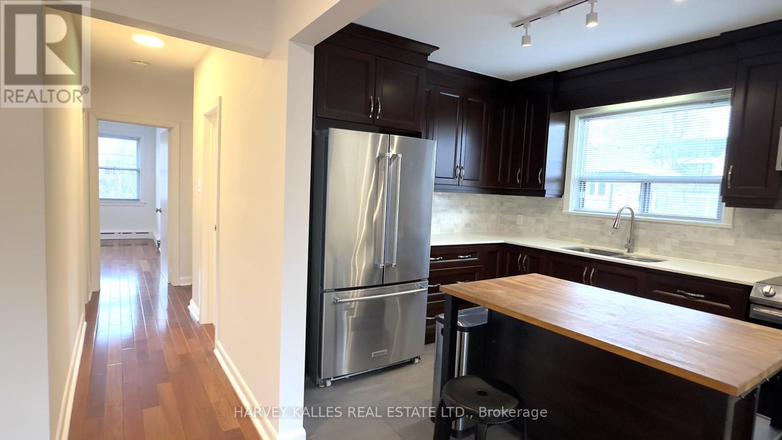 2 - 267 Indian Grove, Toronto, Ontario  M6P 2H6 - Photo 8 - W12045600