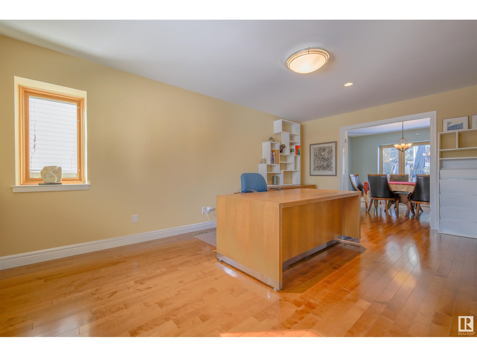 Property at 11528 72 AV NW image 2