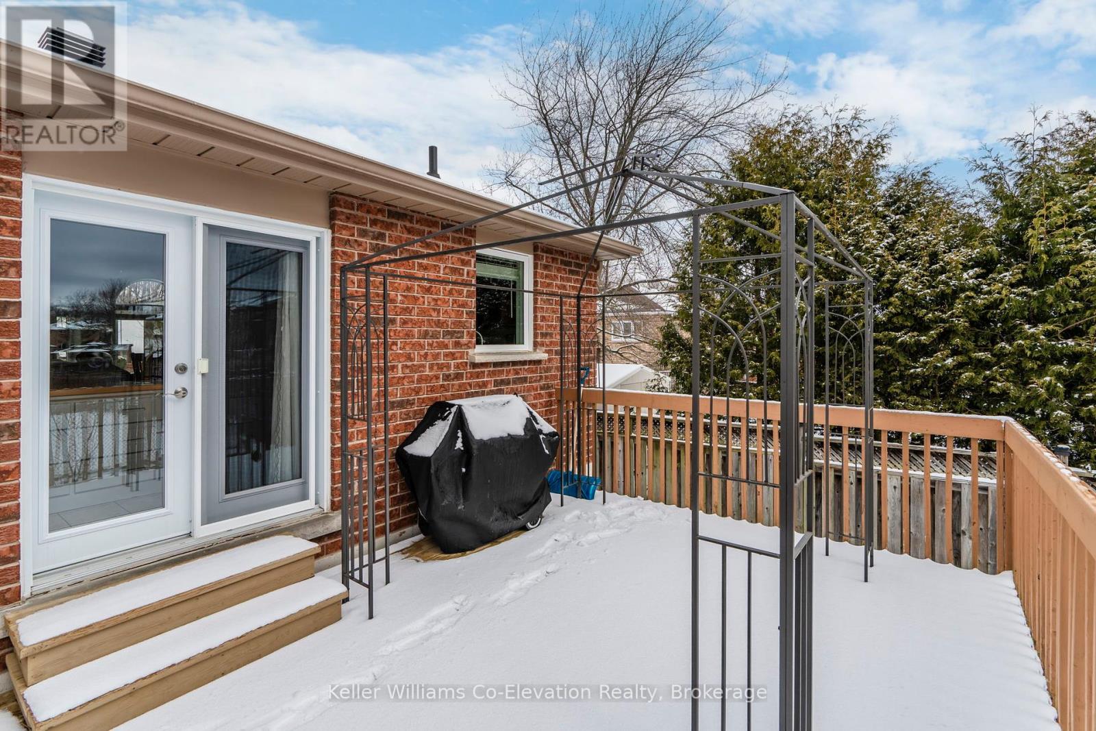 915 Ottawa Street N, Midland, Ontario  L4R 5E5 - Photo 33 - S12045657