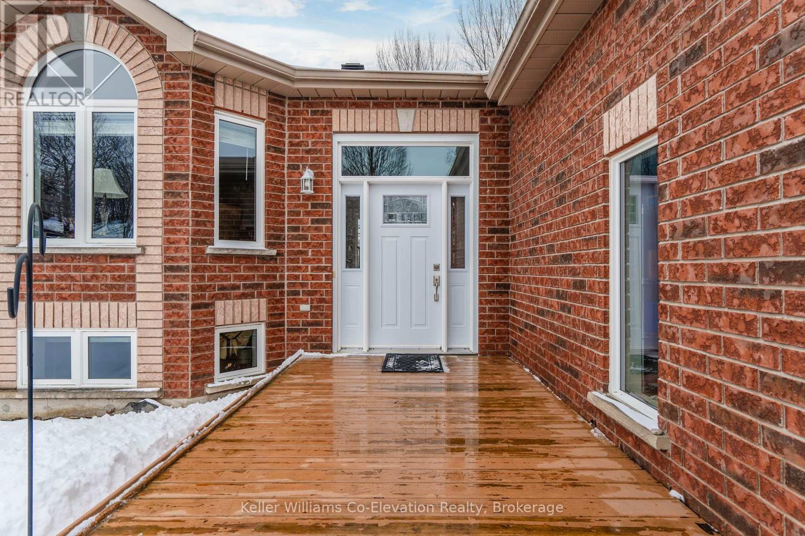 915 Ottawa Street N, Midland, Ontario  L4R 5E5 - Photo 4 - S12045657