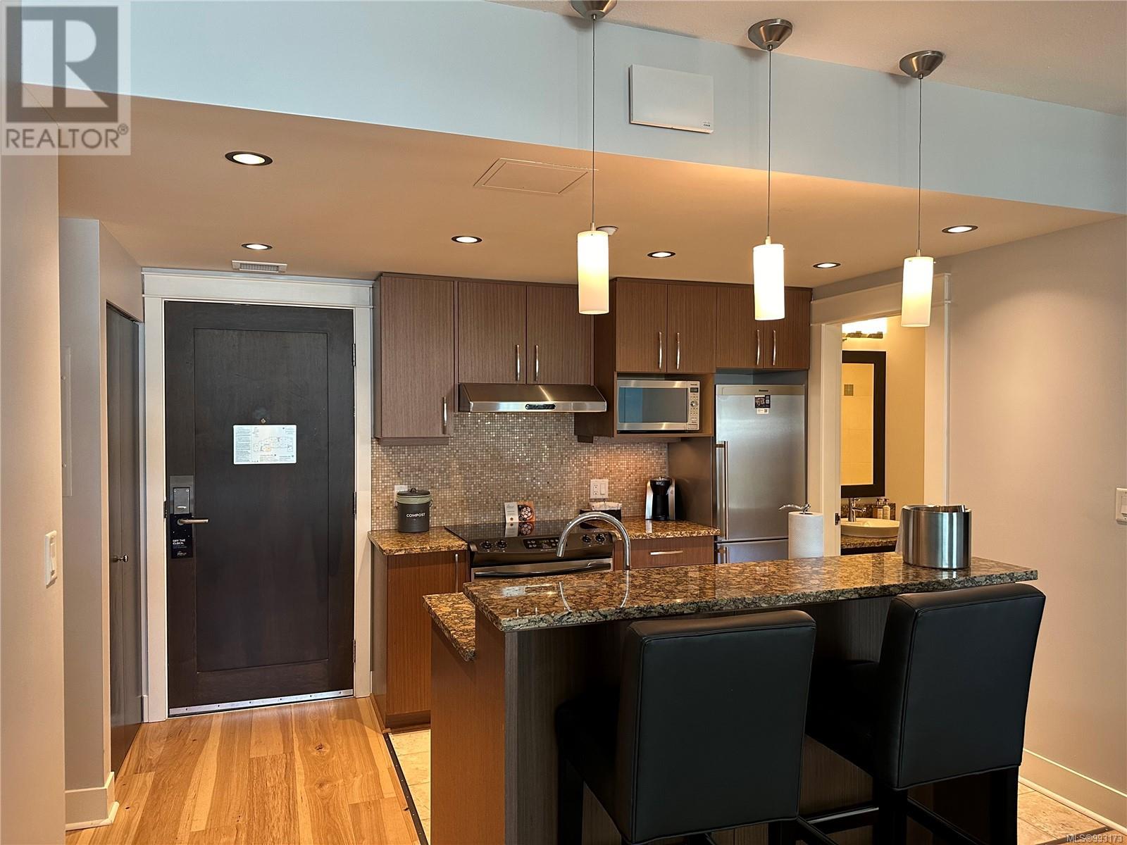 A215 810 Humboldt St, victoria, British Columbia V8V5B1