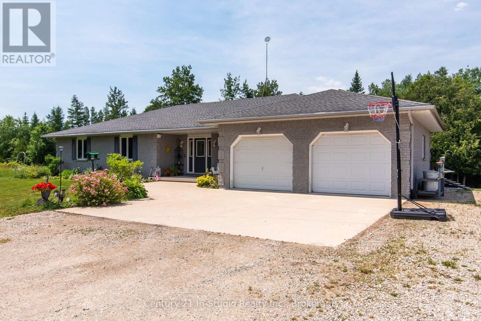 Property at 193416 SIDEROAD 30 NDR image 4