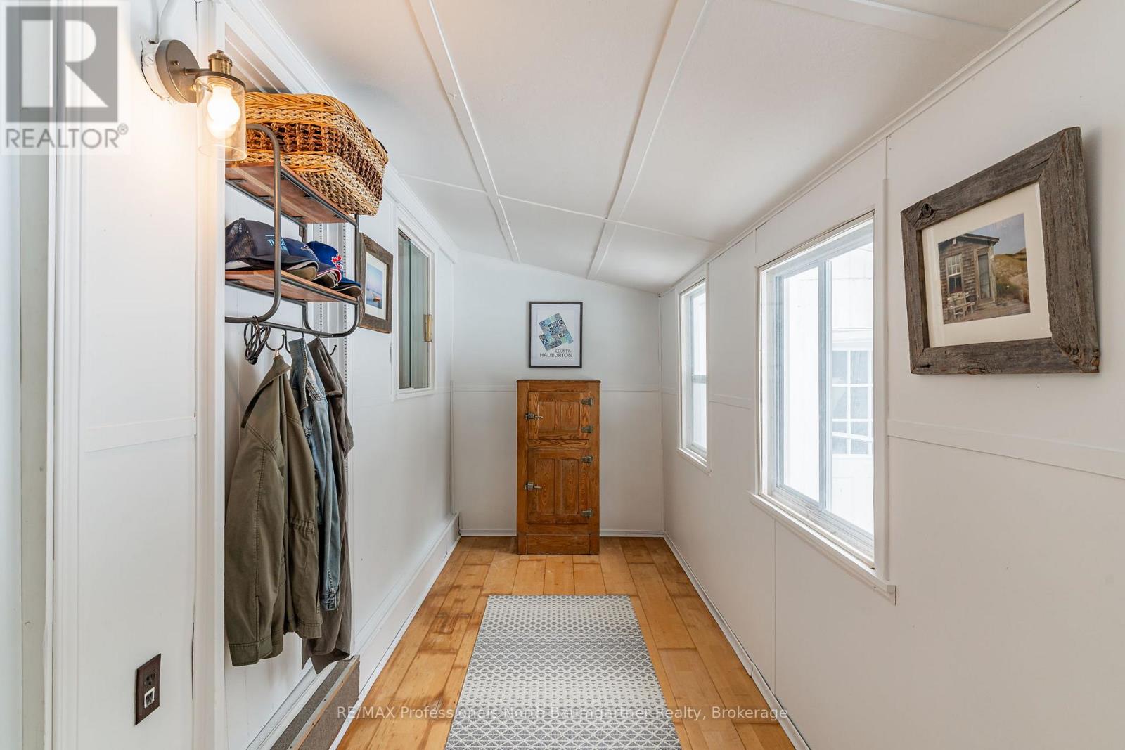 493 Bobcaygeon Road, Minden Hills, Ontario  K0M 2K0 - Photo 5 - X12045690