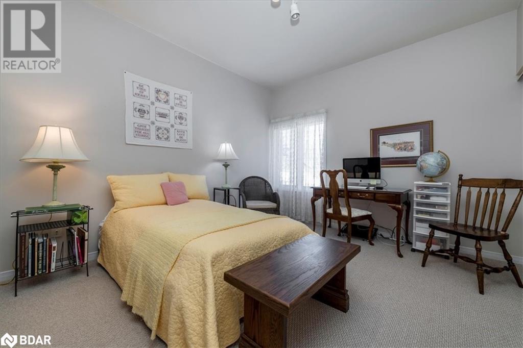 21 Kempenfelt Drive Unit# 301, Barrie, Ontario  L4M 1B8 - Photo 14 - 40710286