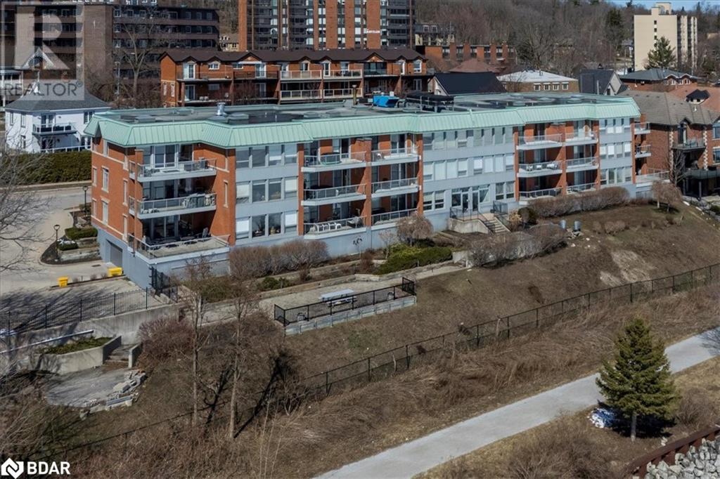 21 Kempenfelt Drive Unit# 301, Barrie, Ontario  L4M 1B8 - Photo 28 - 40710286