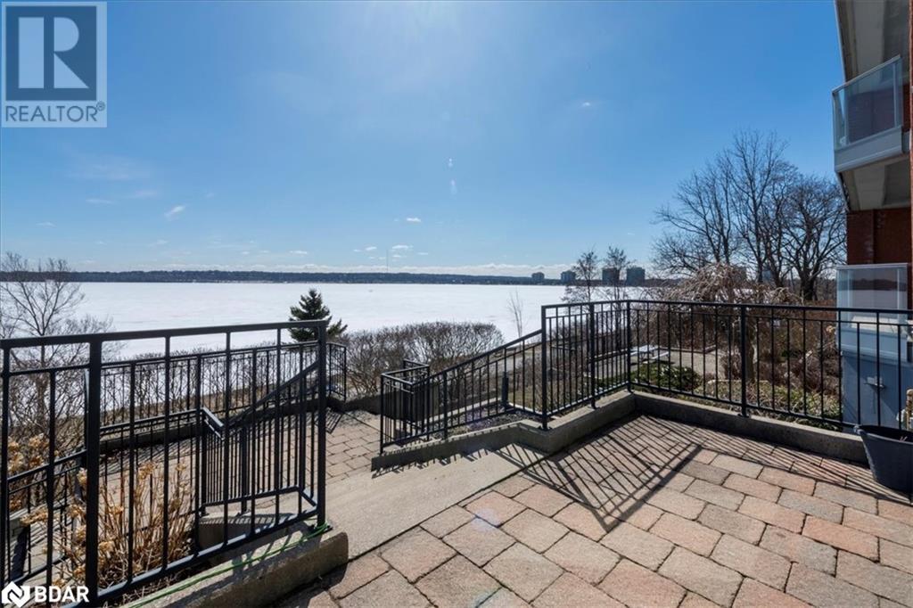 21 Kempenfelt Drive Unit# 301, Barrie, Ontario  L4M 1B8 - Photo 23 - 40710286