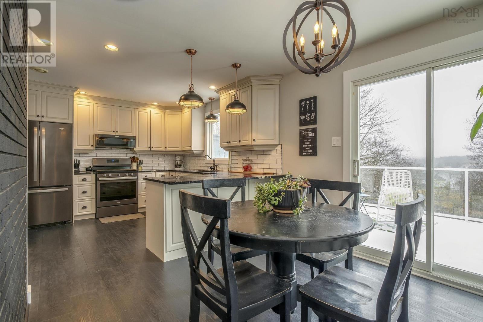 737 Lakeview Avenue, Middle Sackville, Nova Scotia  B4E 3B8 - Photo 17 - 202505986