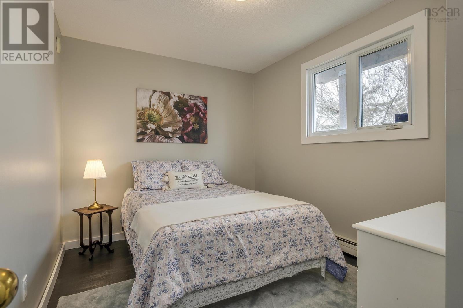 737 Lakeview Avenue, Middle Sackville, Nova Scotia  B4E 3B8 - Photo 4 - 202505986