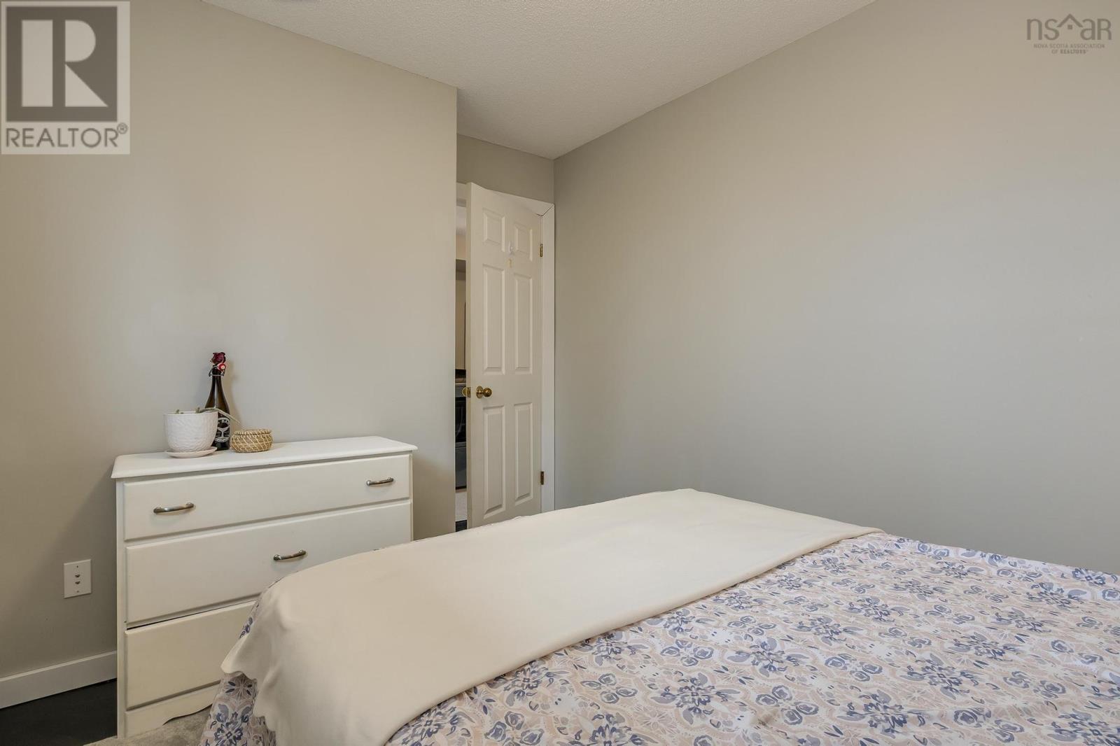 737 Lakeview Avenue, Middle Sackville, Nova Scotia  B4E 3B8 - Photo 5 - 202505986